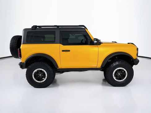 Used 2022 Ford Bronco Badlands w/ Sasquatch Package AWD/4WD image 9