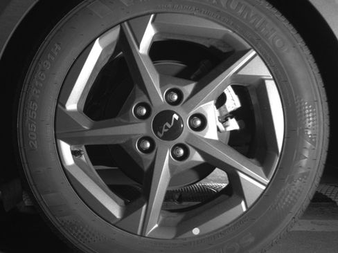 Used 2025 Kia K4 LXS image 14