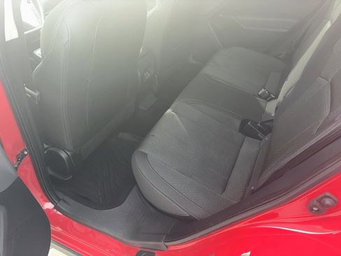 Certified 2024 Subaru Crosstrek 2.0i Premium image 10