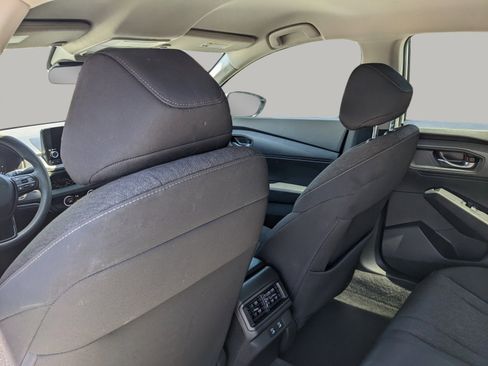 Used 2025 Honda Accord LX image 18