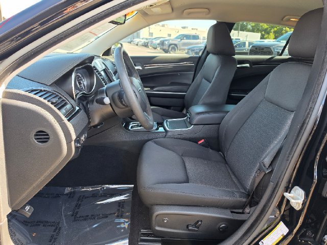 Used 2023 Chrysler 300 Touring w/ Sport Appearance Package RWD image 21