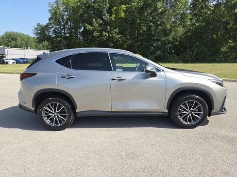 Certified 2025 Lexus NX 350 AWD w/ Accessory Package (2T) image 9