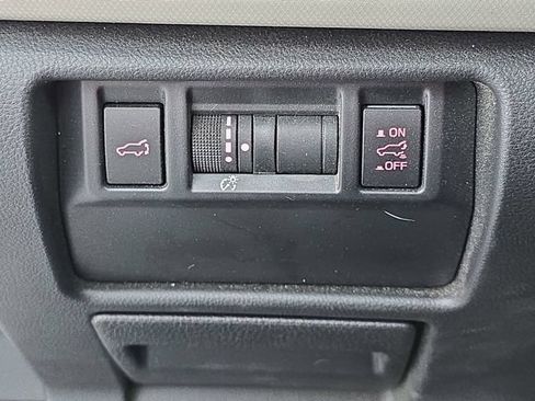 Used 2025 Subaru Forester Premium w/ Convenience Package #1 AWD/4WD image 26