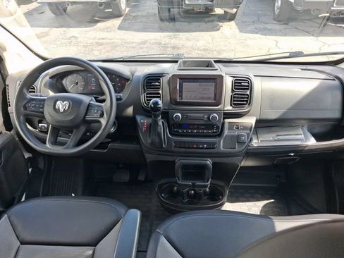 Used 2023 RAM ProMaster 2500 FWD image 9