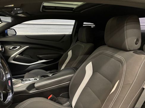 Used 2021 Chevrolet Camaro SS image 14