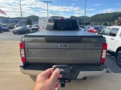 Certified 2022 Ford F350 XLT AWD/4WD image 9
