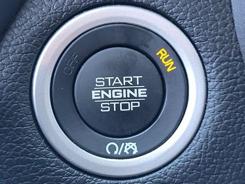 Used 2025 RAM 2500 Big Horn AWD/4WD image 24