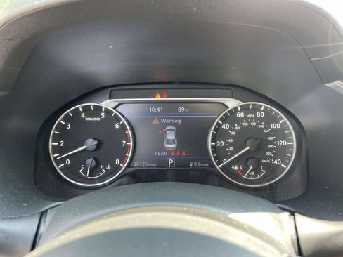 Used 2024 Nissan Altima 2.5 SV AWD/4WD image 21