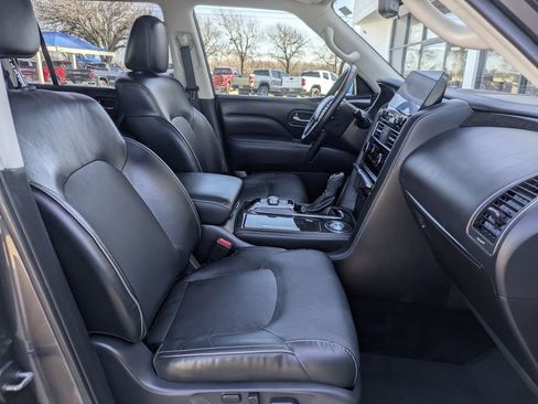 Used 2024 INFINITI QX80 Luxe image 34