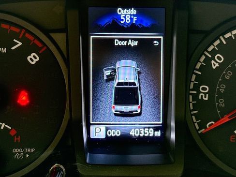 Used 2023 Toyota Tacoma SR5 image 13