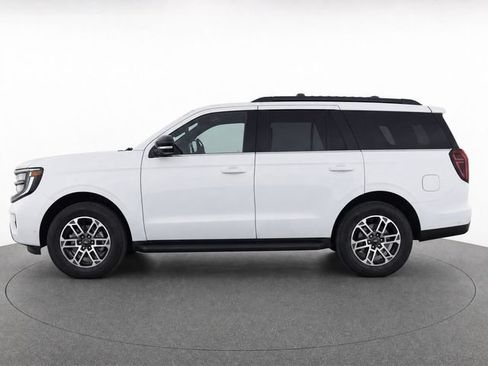 Used 2025 Ford Expedition Active AWD/4WD image 14