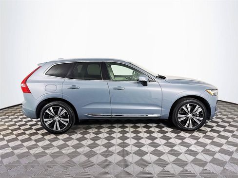 Used 2022 Volvo XC60 B6 Inscription w/ Advanced Package AWD/4WD image 5