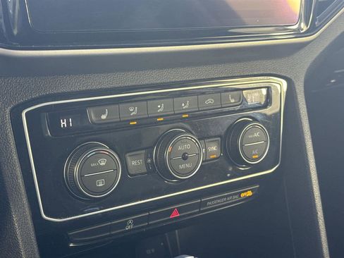 Used 2022 Volkswagen Atlas SE image 18