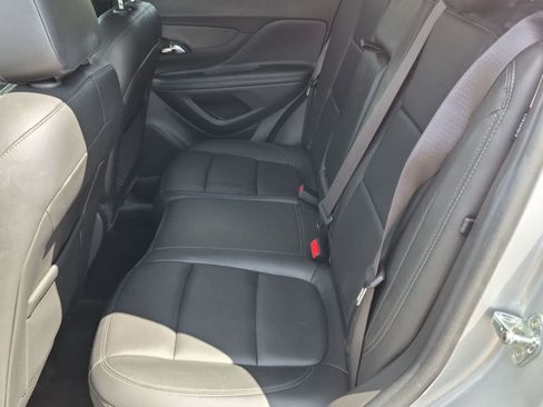 Used 2018 Buick Encore Essence FWD image 19
