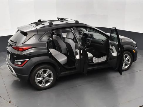 Used 2023 Hyundai Kona SEL AWD/4WD image 6