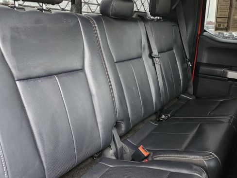 Used 2022 Ford F350 Lariat w/ Chrome Package image 19