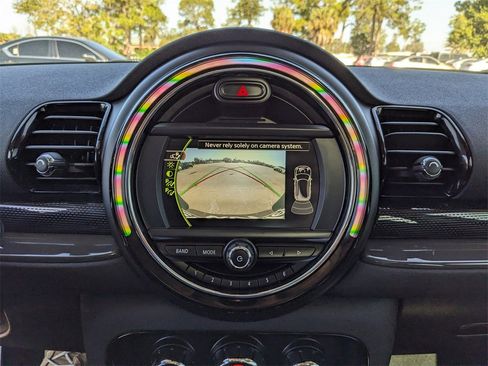 Used 2017 MINI Cooper Clubman S image 24