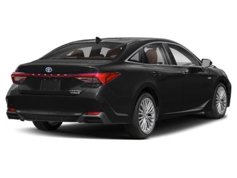 Used 2021 Toyota Avalon Limited w/ Advanced Safety Package image 2