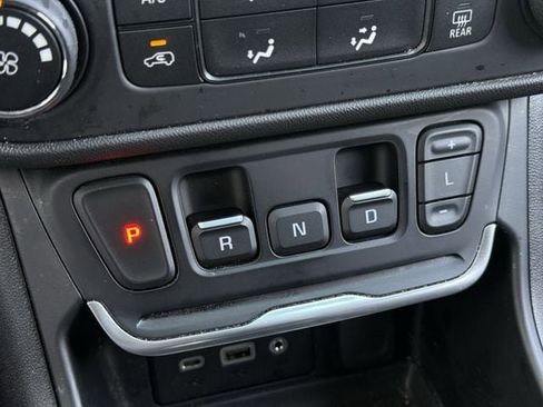 Used 2020 GMC Terrain SLE image 20