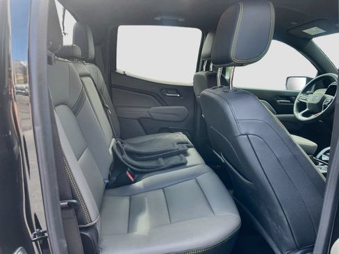 Used 2026 Chevrolet Colorado ZR2 w/ Technology Package AWD/4WD image 27