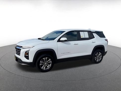 Used 2025 Chevrolet Equinox LT FWD image 8