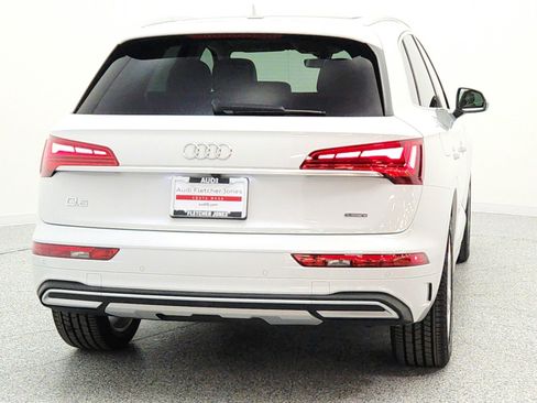 Used 2021 Audi Q5 2.0T Premium Plus w/ Premium Plus Package AWD/4WD image 6