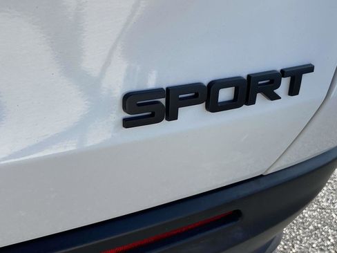 Certified 2023 Honda HR-V Sport image 6