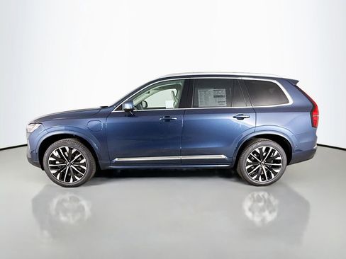 New 2026 Volvo XC90 T8 Ultra w/ Protection Package Premier image 4