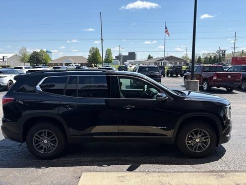 Used 2025 GMC Acadia Elevation FWD image 6