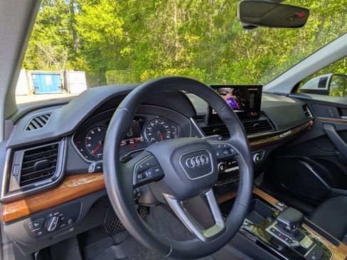 Used 2023 Audi Q5 2.0T Premium image 10