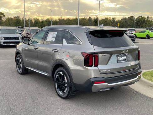 New 2026 Kia Sorento EX w/ EX Premium Package AWD/4WD image 5