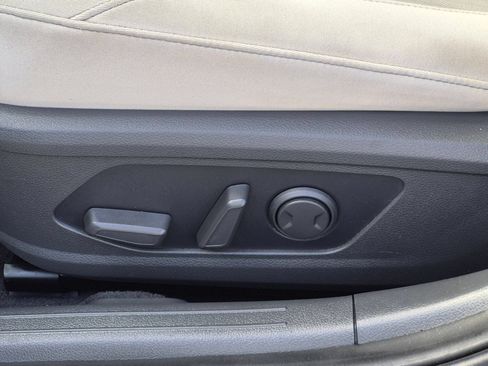 Used 2025 Hyundai Sonata SEL FWD image 15