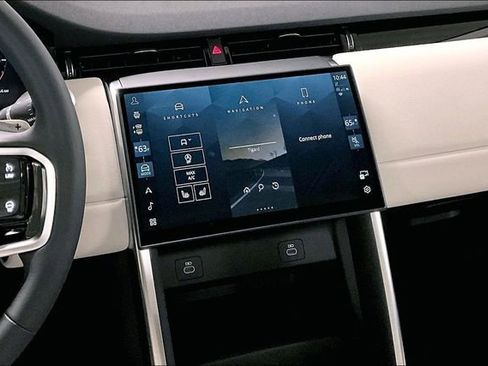 Certified 2025 Land Rover Discovery Sport S AWD/4WD image 5