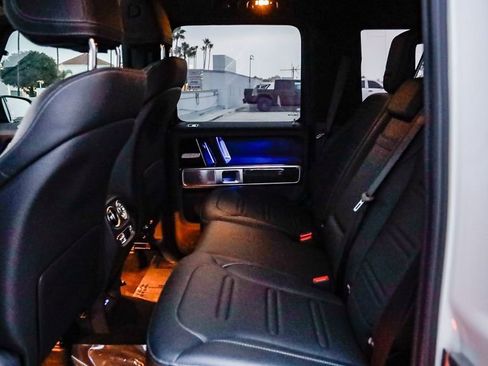 Used 2025 Mercedes-Benz G 550 image 23