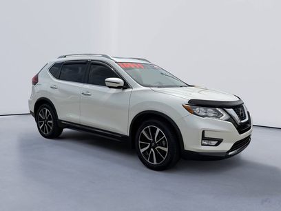 Used 2018 Nissan Rogue SL w/ Premium Package