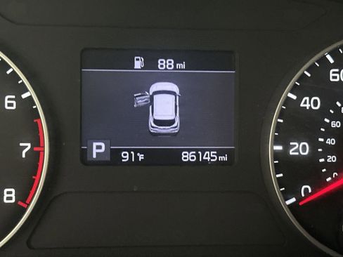 Used 2022 Kia Seltos LX AWD/4WD image 15