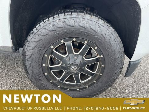 Used 2017 Chevrolet Colorado LT w/ Luxury Package, Chrome AWD/4WD image 17