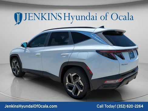 Certified 2023 Hyundai Tucson SEL w/ Convenience Package FWD image 11