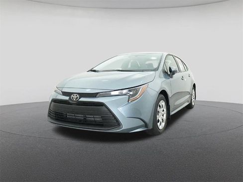 New 2026 Toyota Corolla LE image 32