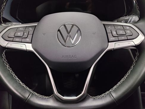 Certified 2023 Volkswagen Taos SE AWD/4WD image 27
