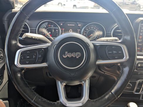 Used 2020 Jeep Gladiator Overland w/ Popular Equipment Package AWD/4WD image 18