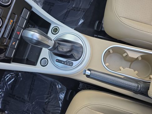 Used 2019 Volkswagen Beetle 2.0T S image 24