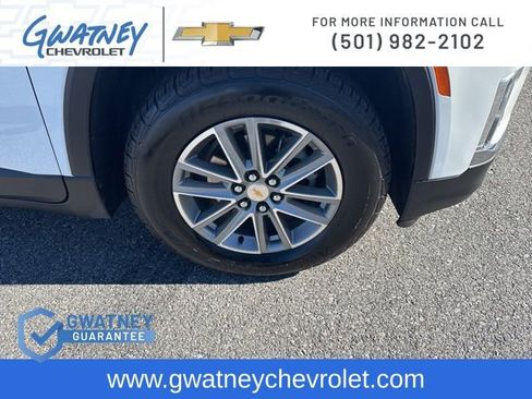 Used 2023 Chevrolet Traverse LT w/ LPO, Floor Liner Package image 12