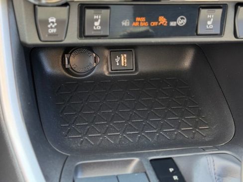 Certified 2024 Toyota RAV4 XLE w/ Convenience Package AWD/4WD image 19