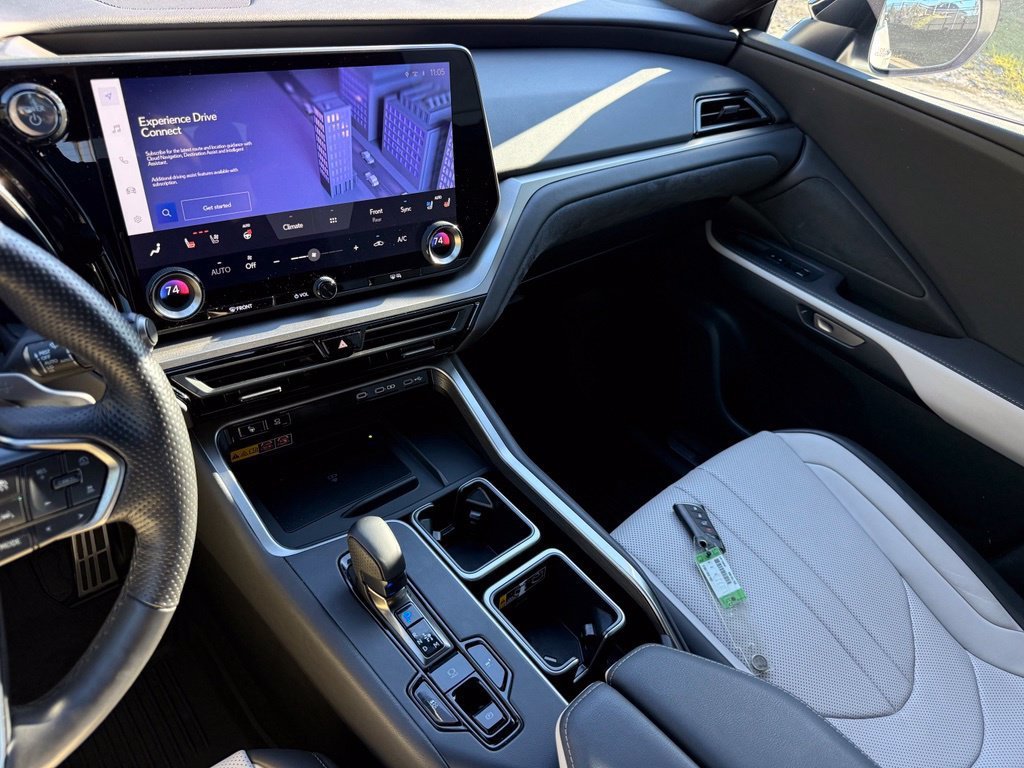 Certified 2024 Lexus TX 500h AWD w/ Technology Package image 36