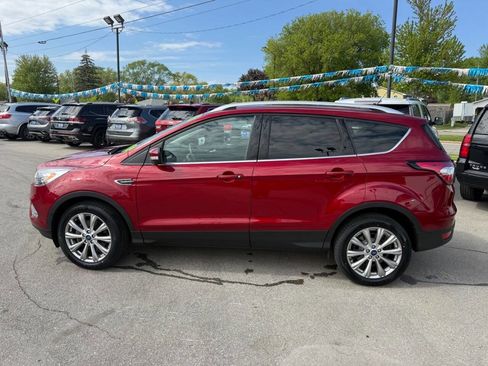 Used 2018 Ford Escape Titanium w/ Ford Safe & Smart Package AWD/4WD image 8