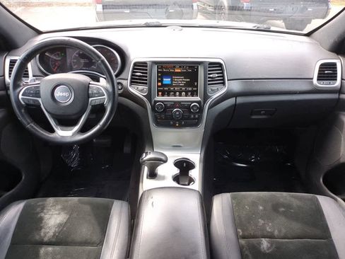 Used 2015 Jeep Grand Cherokee Altitude AWD/4WD image 14