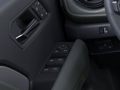 New 2026 Chevrolet Colorado ZR2 w/ Technology Package AWD/4WD image 22