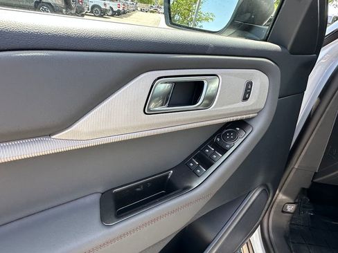 New 2026 Ford Explorer Active RWD image 23