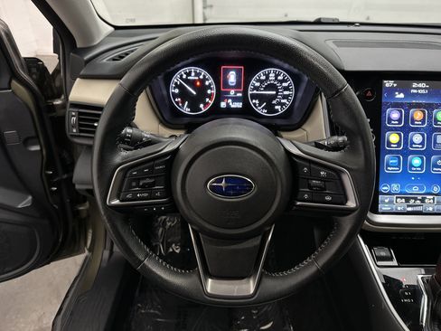 Used 2024 Subaru Outback Premium AWD/4WD image 24